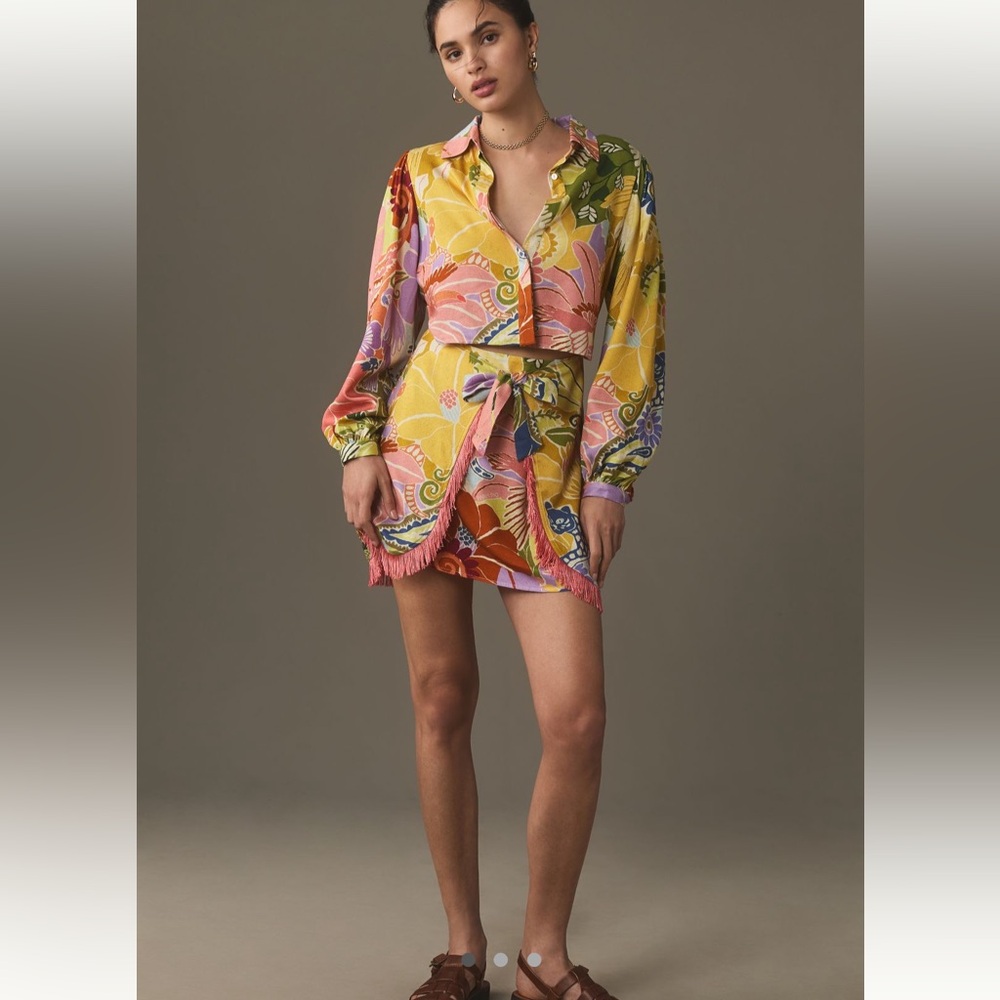 BNWT Farm Rio Long-Sleeve Fringe Tie-Front
Mini Dress Size Small